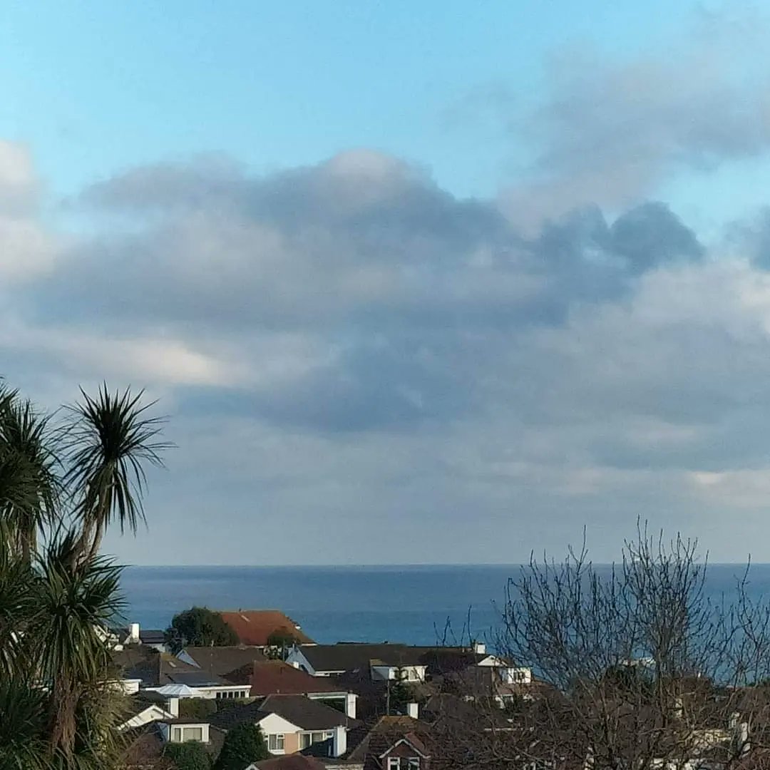 MichellePoet's tweet photo. #views #viewsfordays #photo #photography #photographer #photooftheday #photographyislife #photographersinfocus #photogram #ocean #oceanside #oceantherapy #oceanlife #oceanview #love #light #beautifulday #winter #blueskies #oceanphotographer #oceanphotography #cloudstagram #clouds https://t.co/3GHgyFv2H1