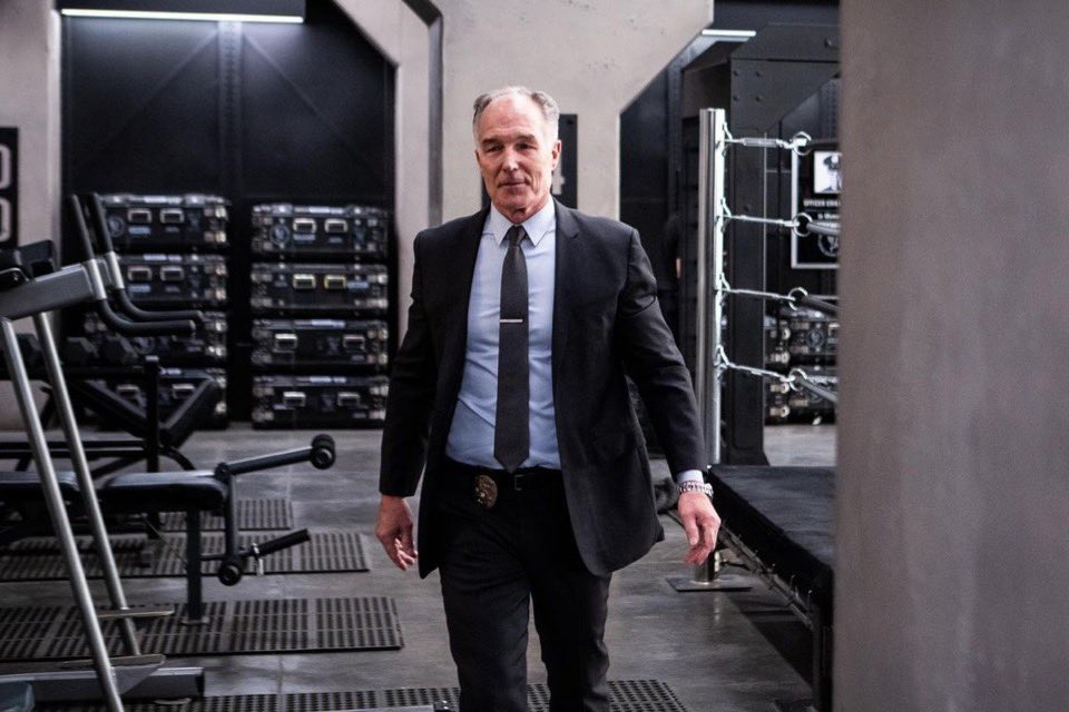swat_deaconluca's tweet photo. Thereβs a smile on the Commanderβs face!
.
.
Repost @patrickstesprit
.
.
#swat #swat2022 #swatseason6 #swatfridays #swatcbs #cbstv #sptv #rollswat #guacaine
(S6xE08) https://t.co/XKoZfKqVpF
