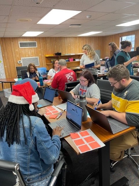 rakovank's tweet photo. Awesome afternoon using the GISD CLC planning document to facilitate making teacher exemplars and toolkits for active monitoring.  ⁦@Bussey_Owlets⁩ are progressing every class period! https://t.co/ITylHl6v2Y