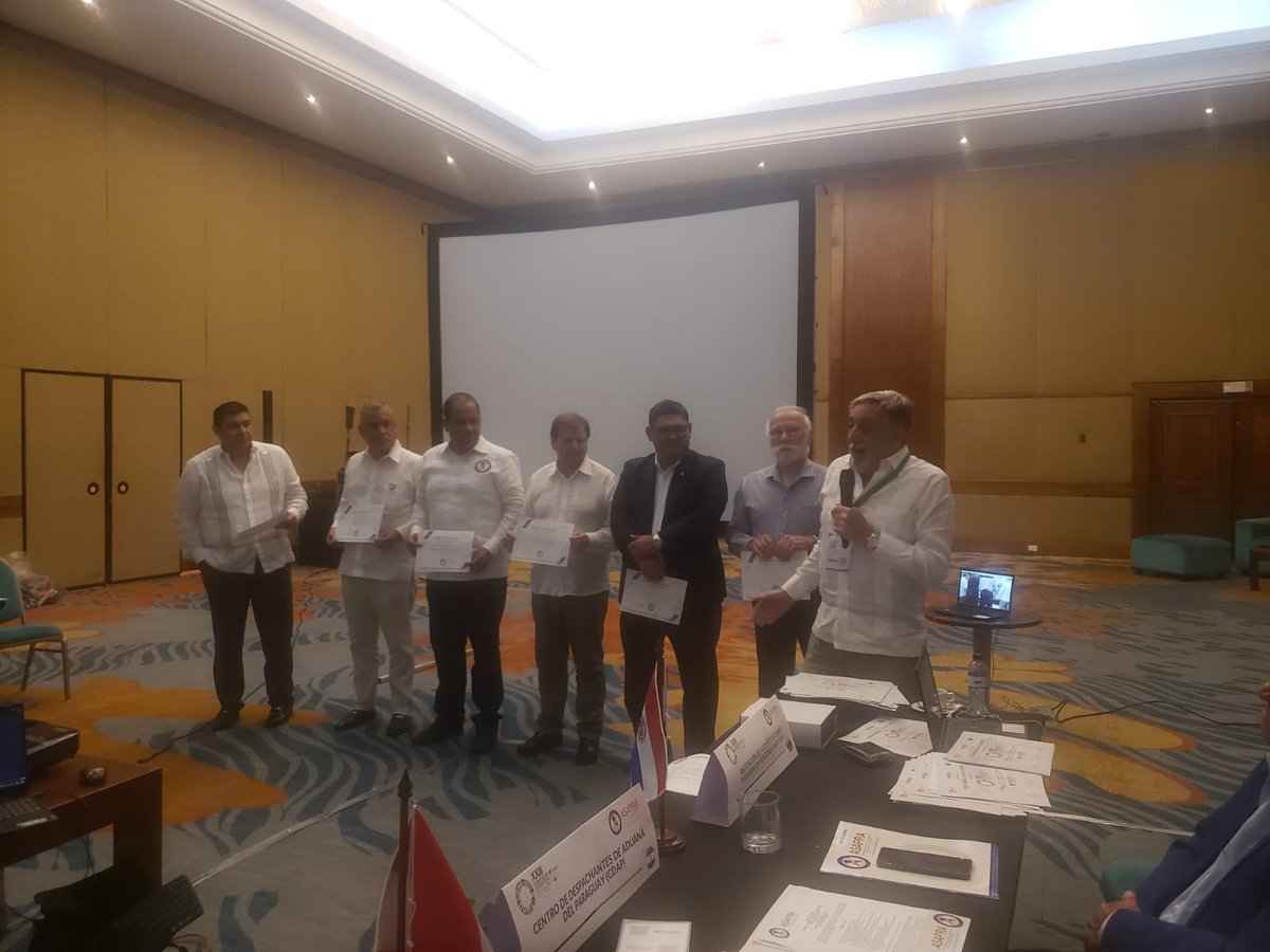 📍Colombia @ASAPRAOficial 
Oscar Dhers 🇦🇷 nombrado como nuevo Vicepresidente del Área Cono Sur 👏🏼👏🏼