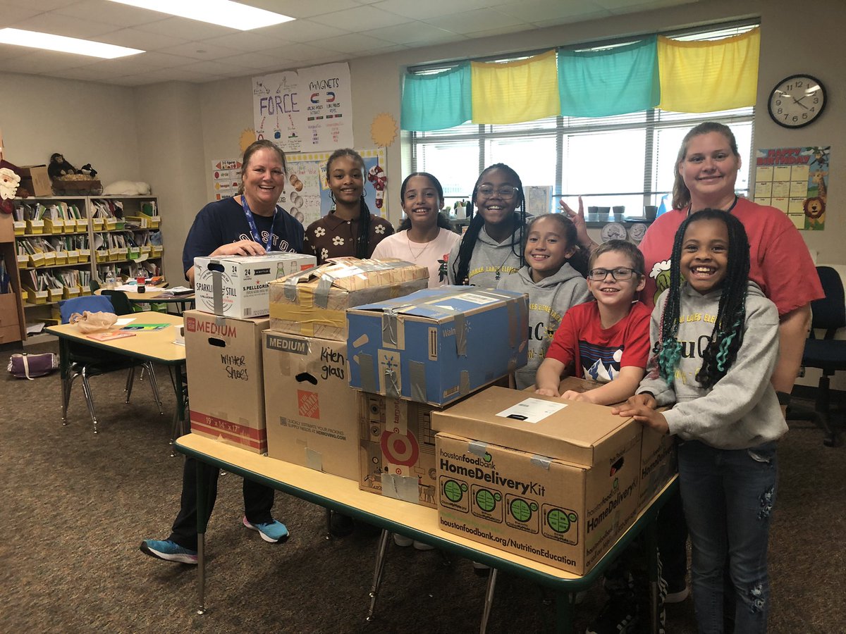 Phoebe Conerly (@pconerlysle) on Twitter photo <a href="/pconerlySLE/">Phoebe Conerly</a> <a href="/SLESuns/">Savannah Lakes Elementary</a> <a href="/gfoster_06/">Dr. Garnet Foster</a> Packing up the donations that student council and SLE collected. <a href="/pconerlySLE/">Phoebe Conerly</a> <a href="/SLESuns/">Savannah Lakes Elementary</a> <a href="/gfoster_06/">Dr. Garnet Foster</a> Packing up the donations that student council and SLE collected.
