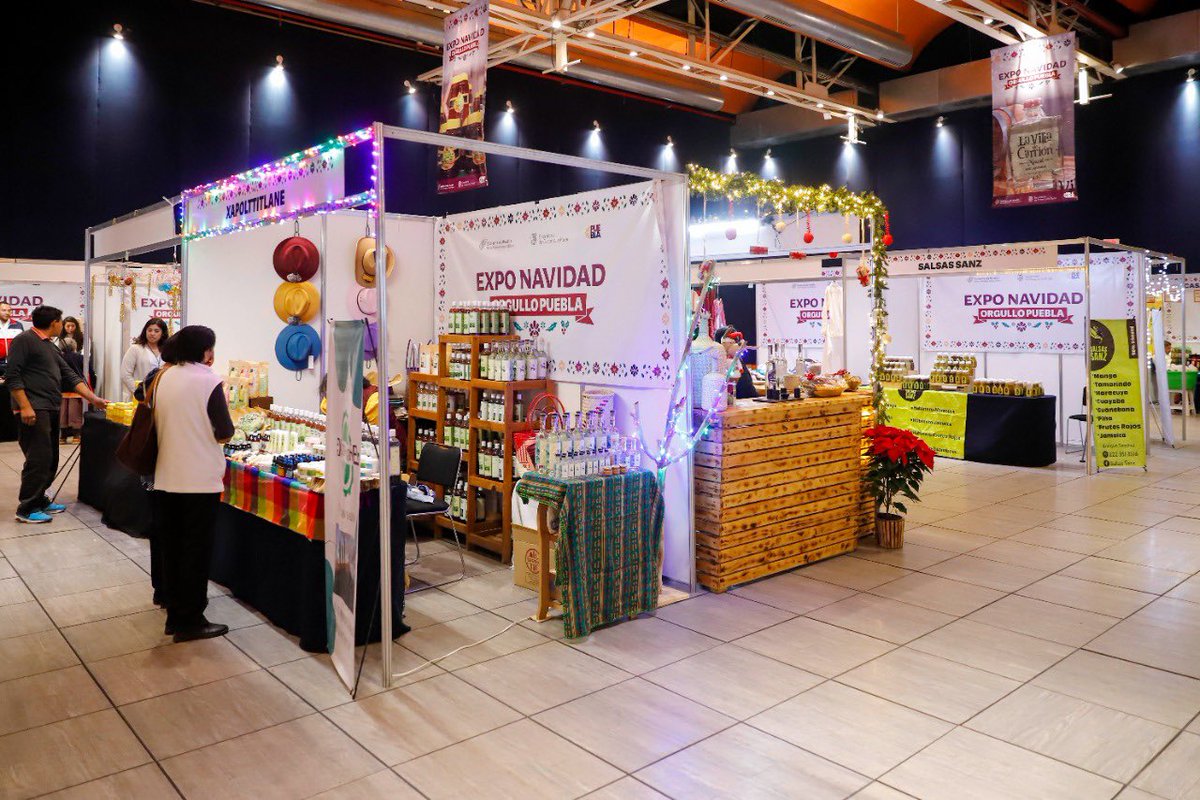 edgargarmendia2's tweet photo. ✅#Impulso Ven a la #ExpoNavidad #OrgulloPuebla 2022 ➕de 200 expositores de 60 municipios, ofrecen en el Centro de Convenciones, ➕ de 600 productos: miel, café, nochebuena, botanas y artesanías, gracias a esta iniciativa del gobernador @MBarbosaMX 
#CompraLocal
#HacemosCamino https://t.co/5KeOf7rnCr