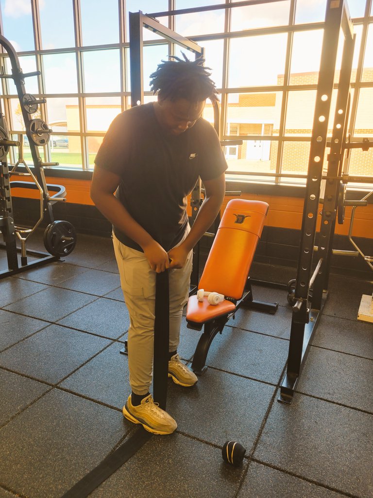 CoachChapa53's tweet photo. Powerlifting is alive and growing at Dobie H.S.
Learning the Rules, Regulations, and Basics. Girls and boys interested should swing by the weightroom after school M-TH till 4:30 if interested. Girls and Boys Go Horns!! @DobieLonghornFB @DobieSportsMed @DobieHS @RecruitDobieFB https://t.co/RmE2capCEL