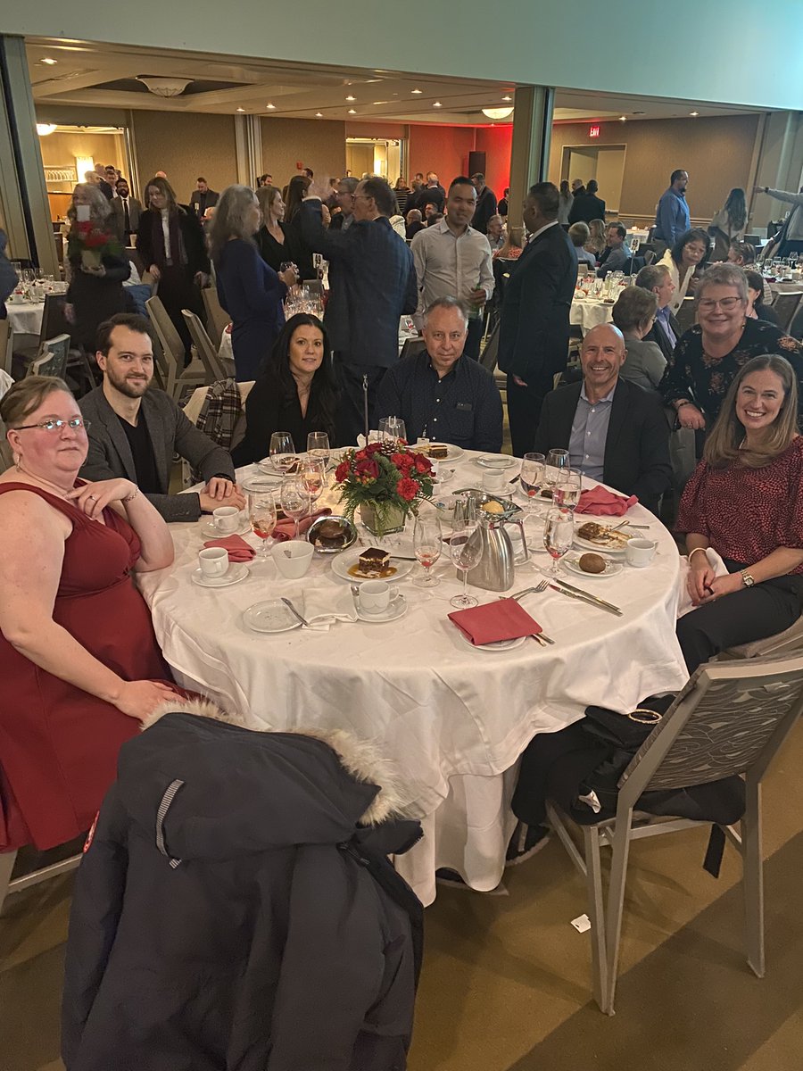 edonleasing's tweet image. Our Asset Management Team attended today&apos;s @BOMACalgary Christmas Luncheon. It was great to have a chance to celebrate the season with our peers and colleagues, and we look forward to future BOMA events in the coming year.
Thanks BOMA Calgary!

#edonmgmt #BOMACalgary