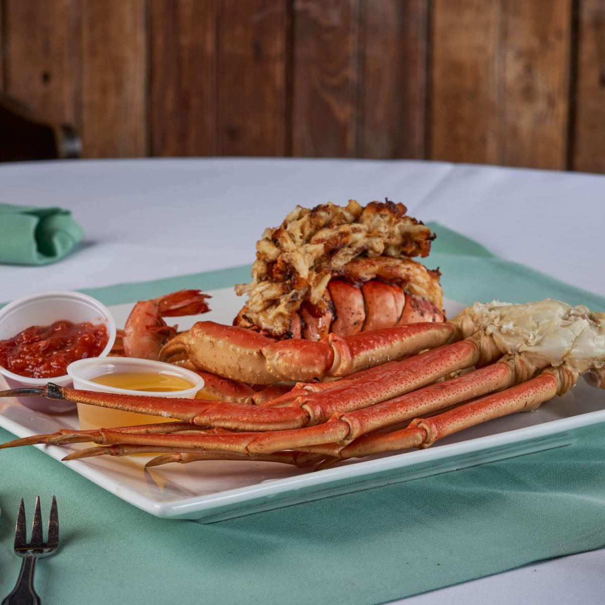 CallahansGrill's tweet photo. Every one of our dishes is prepared with love. Come enjoy some #seafood with us and see for yourself! https://t.co/gbs8VeSh8c