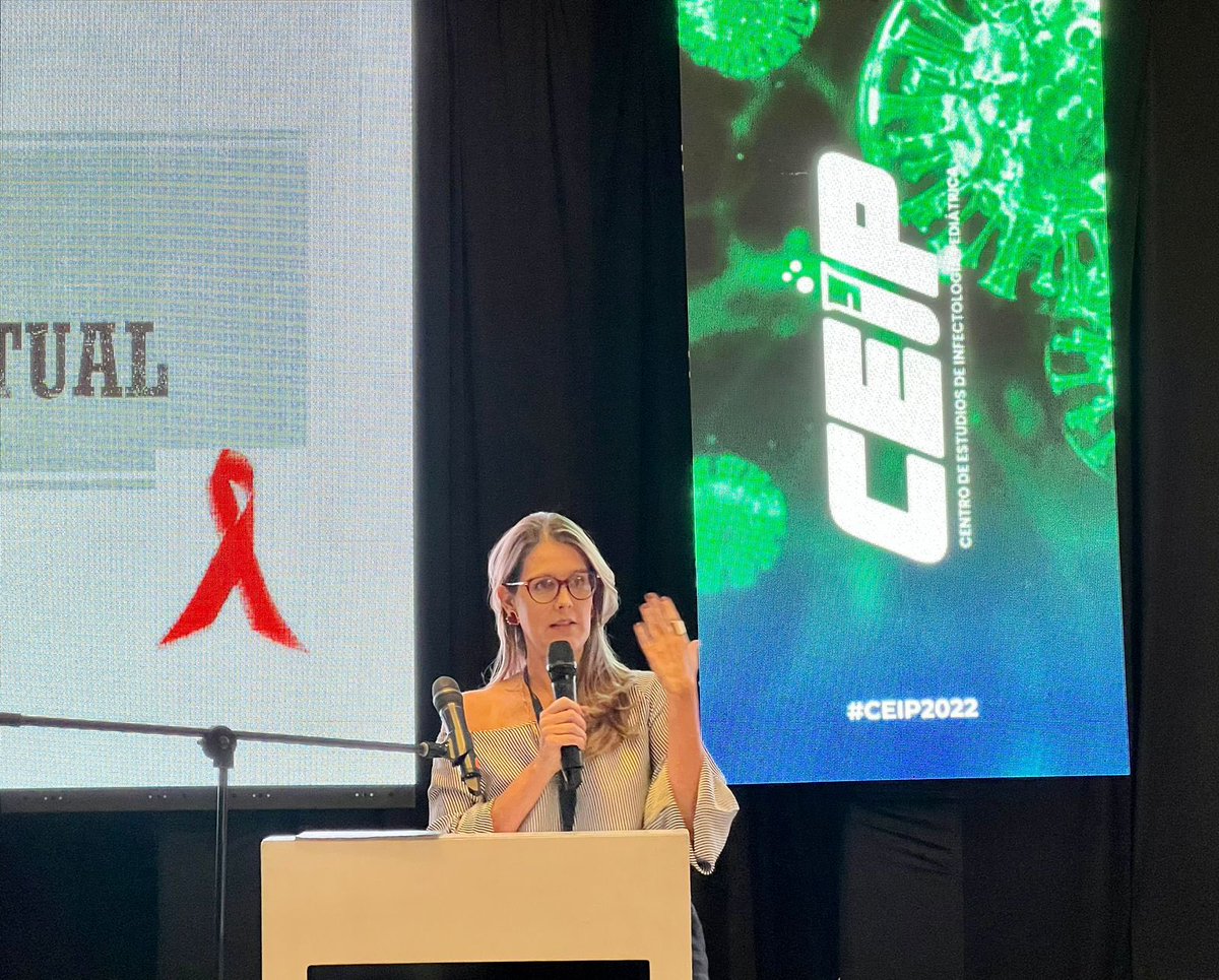 edu_lopezmed's tweet photo. Felicitaciones Alex Sierra, investigadora @Ceip15, experta en VIH. Uso temprano de terapia triple antiviral (zidovudine, lamivudina, nevirapina o raltegravir) en RN de alto riesgo expuesto a VIH!! #CEIP2022 https://t.co/ylM2Ig7EIk