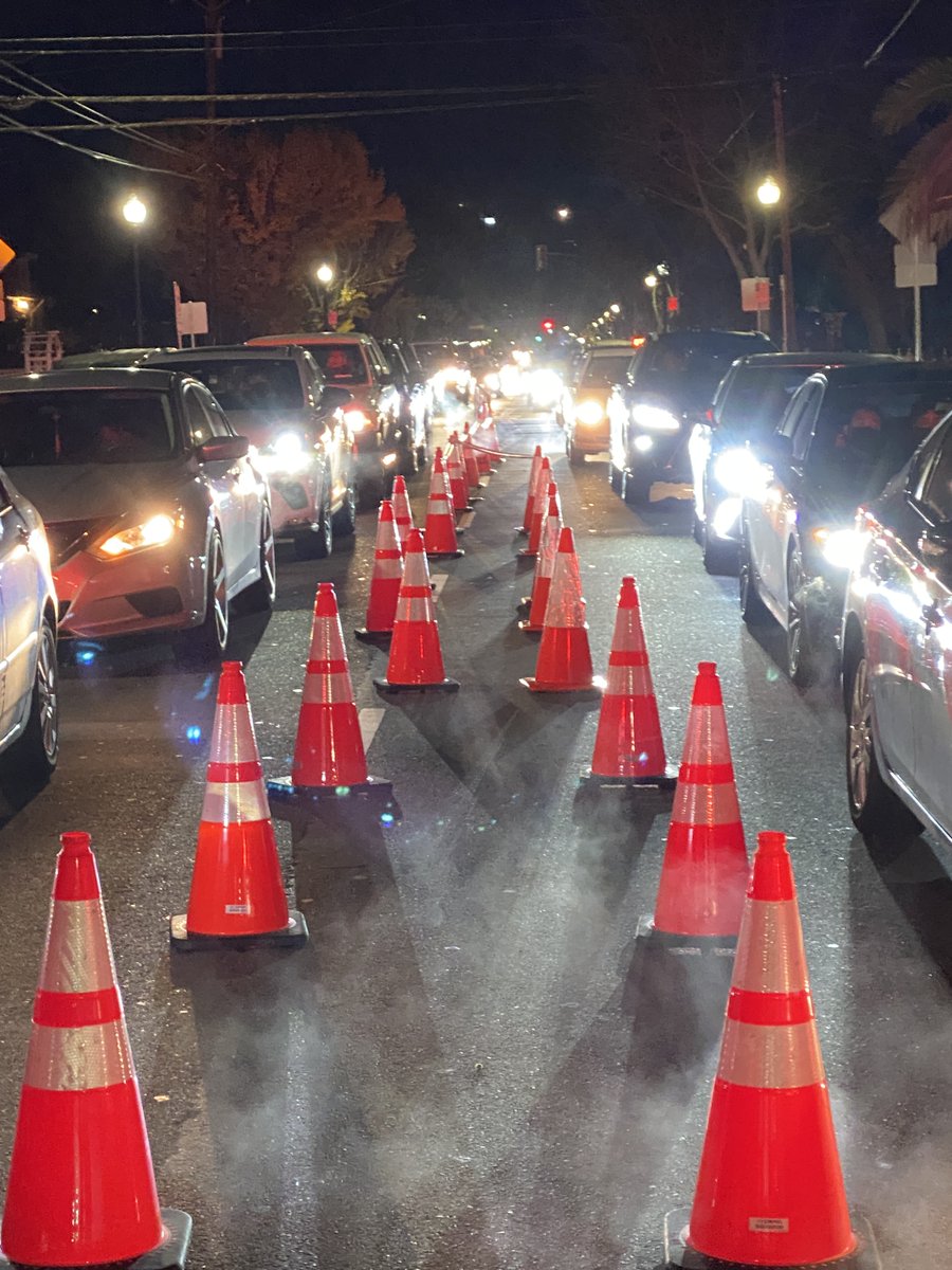 SanMateoPD's tweet photo. SMPD to host DUI Checkpoint on 12/16/22. Also partnering w/@MADDOnline on their #TOOFS designated driver campaign. For more info visit https://t.co/xNGBtr4jMq https://t.co/1ETlYKhViB