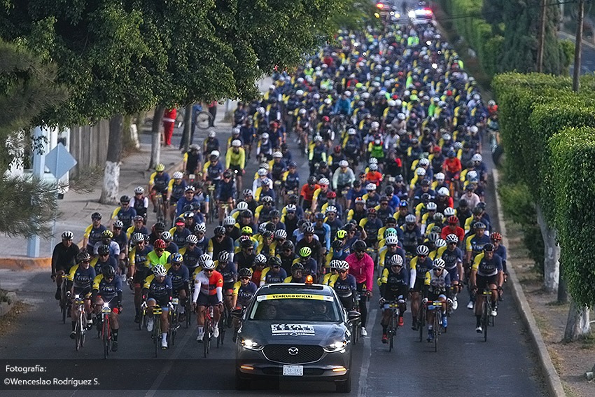 #imagen
Nutrida participación en L' Étape Puebla, con esté evento se cierra el calendario de L' Étape México.
Arranca la temporada 2023 en La Paz BCS el próximo 26 de febrero.
#Letapamexico 
#asdeporte 
#Letape