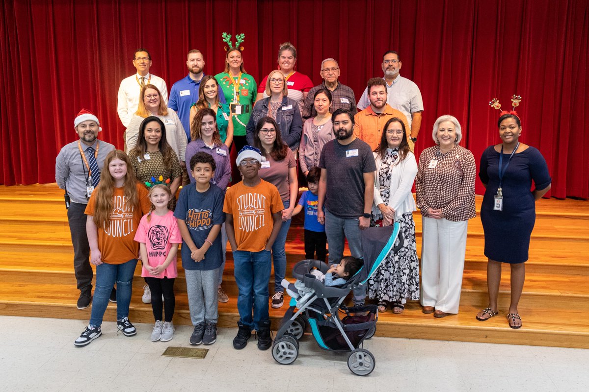 HippoNationSupt's tweet photo. Hang with the Hippos at Ray Elementary was a blast this morning!  The student leaders, Dr. Campbell, and Mr. Juarez did a super job! @HuttoISD https://t.co/d1XvsZUz1I