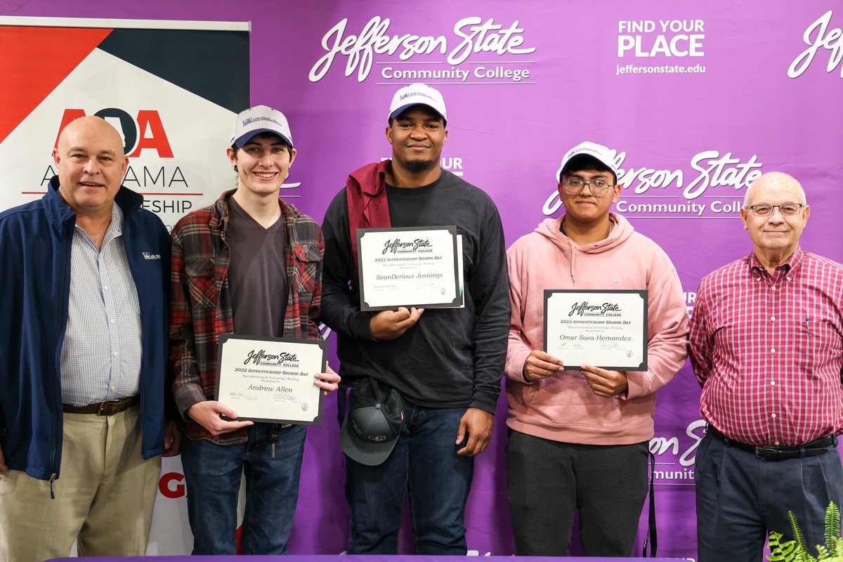 EARNING ➕ LEARNING: 10 students in Jefferson State’s Welding Technology program accepted apprenticeships during a ceremony. Read more at jeffersonstate.edu/welding-studen…. #FindYourPlace <a href="/ACCS_Education/">Alabama Community College System (ACCS)</a> <a href="/AOA_Works/">Alabama Office of Apprenticeship</a> <a href="/processbarron/">ProcessBarron</a> <a href="/TASSCO_Solution/">TASSCO</a>