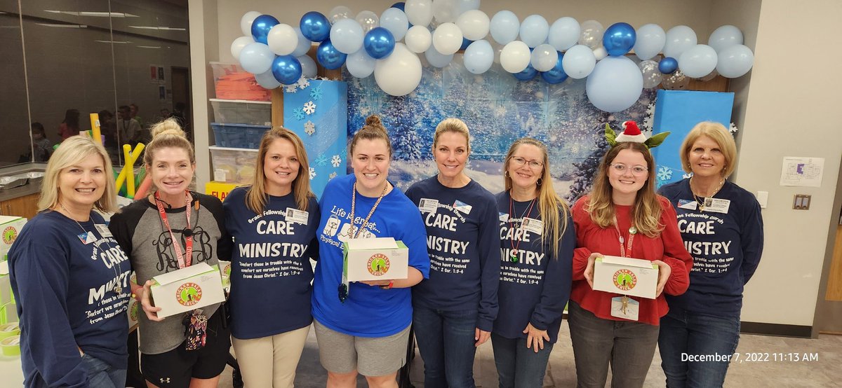 Such a treat to have Grace Fellowship on campus today spoiling us with such a yummy lunch!! They are truly a blessing to the community with all they offer.❤ THANK U <a href="/GFKatyTX/">Grace Fellowship Church</a>! #fielderpride #careministry