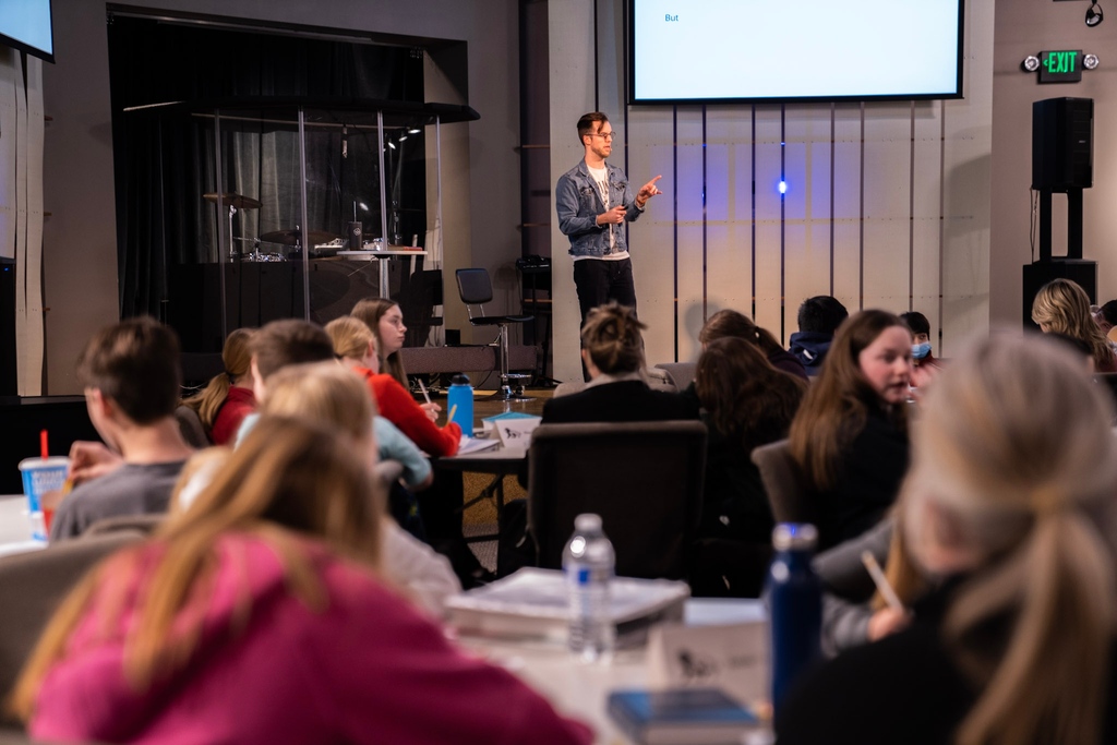 Wednesday nights in the Haven 🔥

The Rising is a collaborative effort between parents and King of Kings Church to prepare students to passionately know Jesus and make Jesus known for a lifetime.