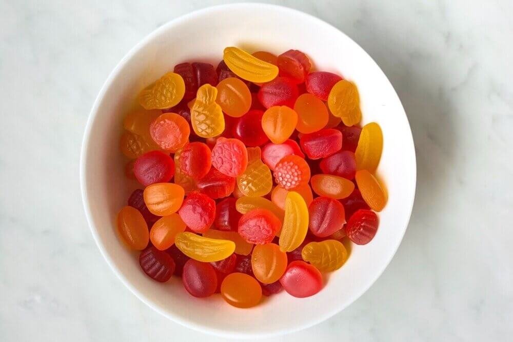 camreids's tweet photo. Another snack I like that's even better during Finals Week is fruit snacks! #writ273mu #drpgame https://t.co/jXPnrdoDzh