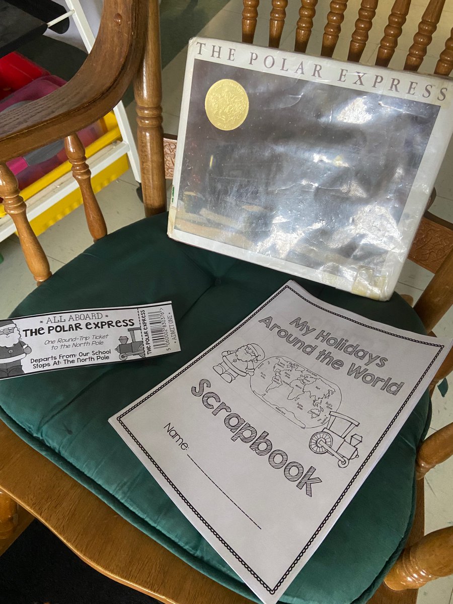 MissMajor21's tweet photo. Grade 2/3 students began their journey on the Polar Express today to travel around the world to learn about different holiday traditions! We started out thinking about our own family traditions today and will continue our journey over the next few weeks! 🚂🌎 https://t.co/SX2ajPA7o2