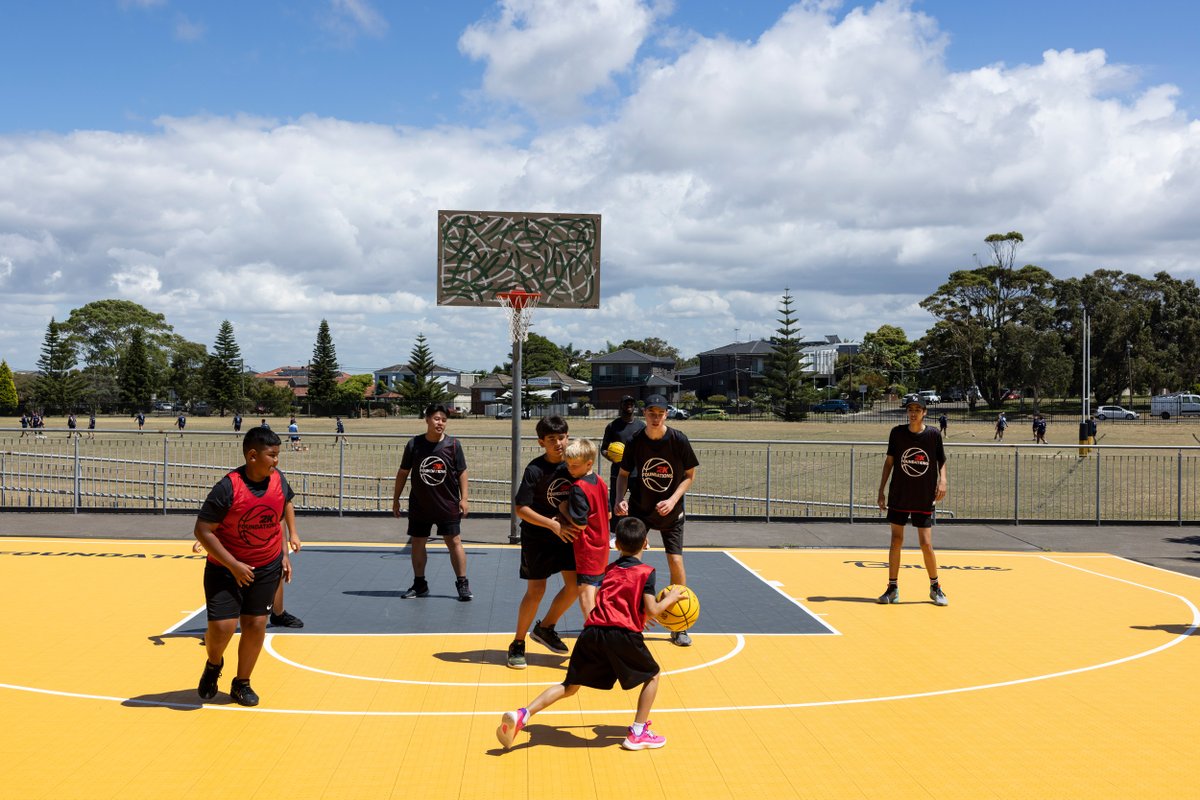 2K_ANZ's tweet photo. #2KFoundations gets bouncy ๐
In partnership with @CharityBounce, we're proud to unveil our latest & first courts in Sydney & Nyewente, Australia
More info โคต๏ธ
https://t.co/RNYJRFFSCa https://t.co/j2F6c4h2Gw