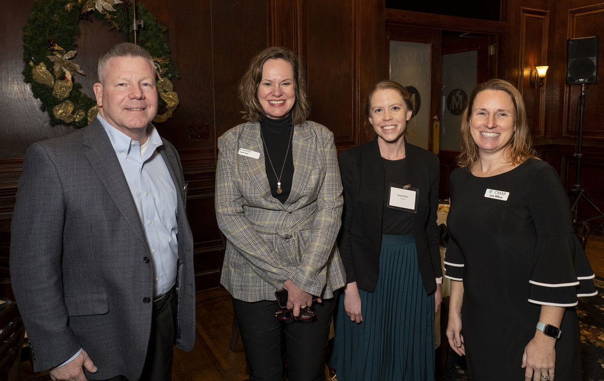 CityClubScene's tweet photo. Future of Chicagoland Transit @CityClubChicago @RTA_Chicago @LReddenRTA @KDillardRTA @DelgadoRep @cmapillinois @hgchissell #TalkCityClub https://t.co/kjbr1hqmon
