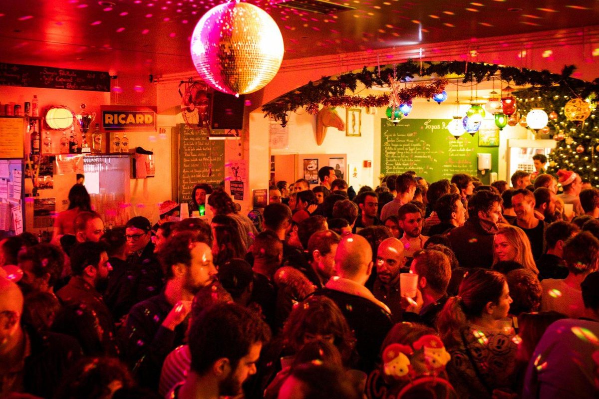 timeoutparis's tweet photo. Au Rosa Bonheur, une soirée de Noël solidaire organisée avec Ed Banger https://t.co/hAfOLzyqZo https://t.co/mzGCpfjc2B