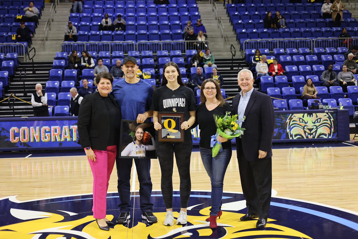 Congratulations <a href="/catttalmeida/">Cat Almeida</a> 🥹 Best of luck with <a href="/GriffsWBB/">Canisius Women’s Basketball</a>