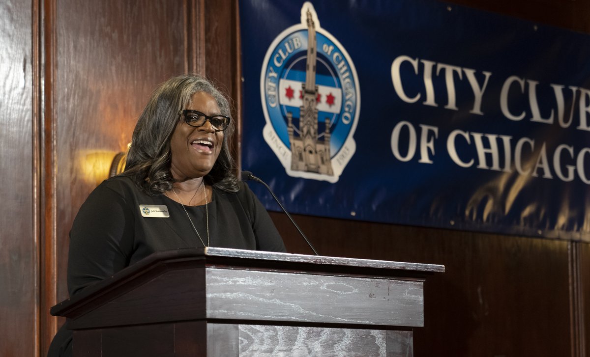 CityClubScene's tweet photo. Future of Chicagoland Transit @CityClubChicago @RTA_Chicago @LReddenRTA @KDillardRTA @DelgadoRep @cmapillinois @hgchissell #TalkCityClub https://t.co/LMC33Yv0hq