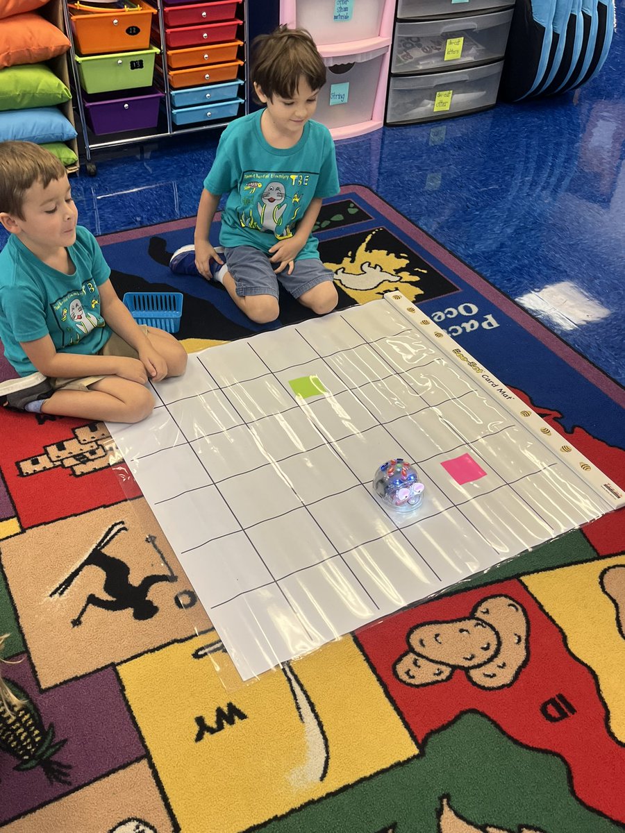 TBE_Tech's tweet image. #HourOfCode 2022 Gr K Ss N #TechnologyClass @TommieBarfield @collierschools use #BlueBot 2 lrn 2 #code @terrapinlogo @mrs_richart