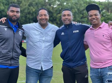 ARenLosDeportes's tweet image. Guiados por las acciones de nuestro compañero presidente @luisabinader que nos dijo: “cerca de la gente, escuchen a las personas y resuelvan sus solicitudes”. 🙏👍👏