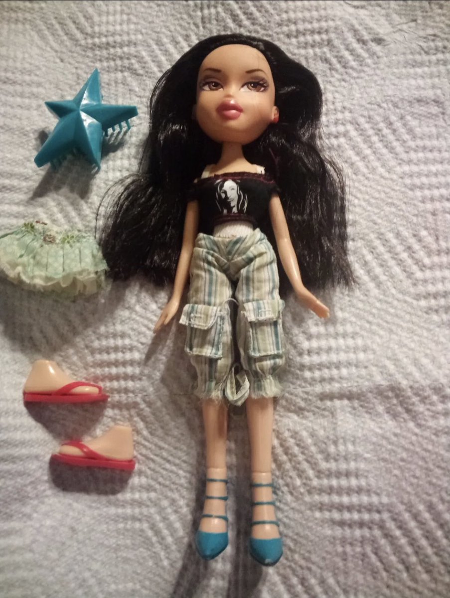 grrphoebe's tweet photo. I’m so excited she will finally be MINE 🥵
#jade #feelinpretty #dolltwt #bratz https://t.co/Om8IeY2fbP