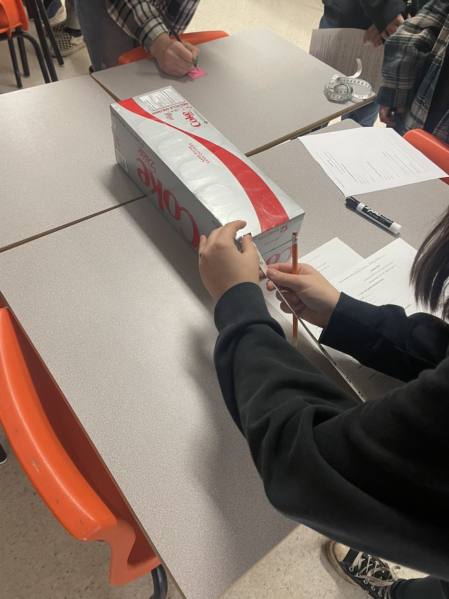 Londyn_Irving's tweet image. Today we explored surface area using Pepsi and Coca-Cola packaging. Students made observations, prediction and calculated which company uses the least amount of cardboard. Which company has the better design? 
#PepsivsCoke #environment #math9 #RHS