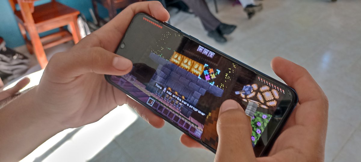 30eth0598s's tweet photo. Mobile MinecraftEdu https://t.co/y7BzzYQwcO