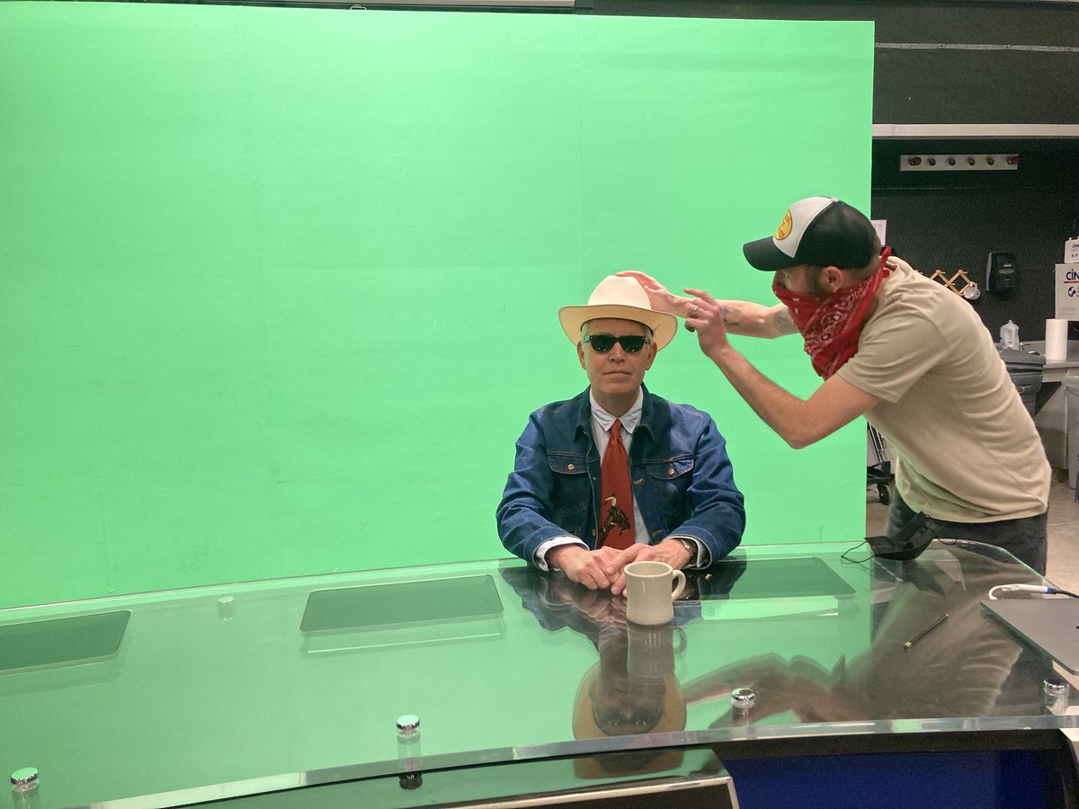 DarrelDink's tweet photo. If anyone has seen HANK MILLER please contact AMTR-TV at 520-329-2866 or reply to this with the hashtag #whereshank
https://t.co/dKOnkHLLeR
#twitch #arizona #celeb #influencer #aliens #walkingdead #ifc #ufc #ufo #fcc #fishing #streaming #piratetelevision #cancelled #l https://t.co/sU1mXfpP31