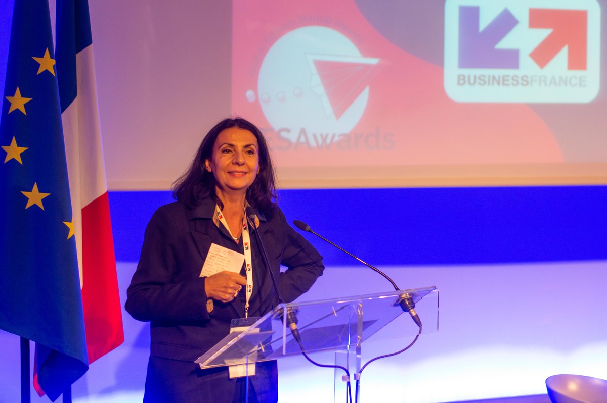 Enfin, merci à <a href="/FEI_sevres/">France Éducation international</a> - <a href="/reseau_canope/">Réseau Canopé</a> et <a href="/Educapital_vc/">Educapital</a> d'avoir partagé leurs expertises et regards sur l'international, avec les entrepreneurs présents ce soir 🌍✈️ 
Et au <a href="/SGPI_avenir/">Secrétariat général pour l’investissement</a> et à la <a href="/Edu_Num/">Éducation Numérique</a> pour leurs soutiens ce soir, et leur grande confiance. "Thanks" 🙏