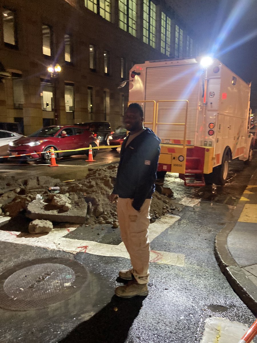marshall_toby's tweet photo. @nationalgridus awesome seeing this employee smoking a cigarette next to a gas leak on boylston street at Gloucester street tonight!   The cops on the detail said they agreed but can’t arrest someone for being stupid! Please hire smarter people ! My lord! https://t.co/9m3bLhlEDZ