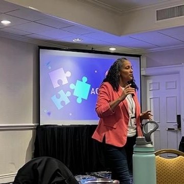 Gina Harris tweet media