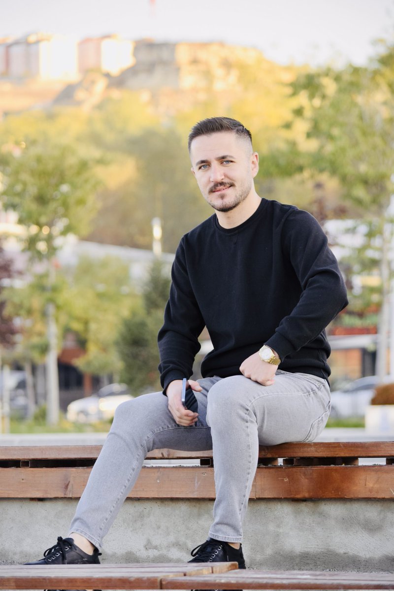 Sedat Ç (@sedatceliq) on Twitter photo 🍂 🍂