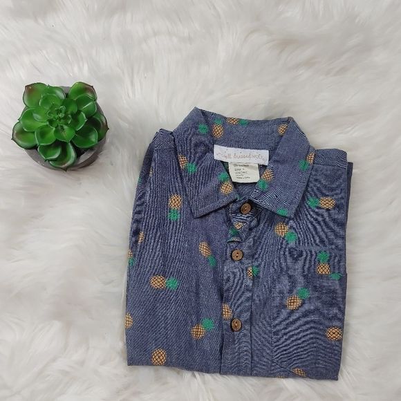 harmonysnotes's tweet image. So good I had to share! Check out all the items I'm loving on @Poshmarkapp from @krystal_connell #poshmark #fashion #style #shopmycloset #welldressedwolf: posh.mk/V5vqZ82Ozvb