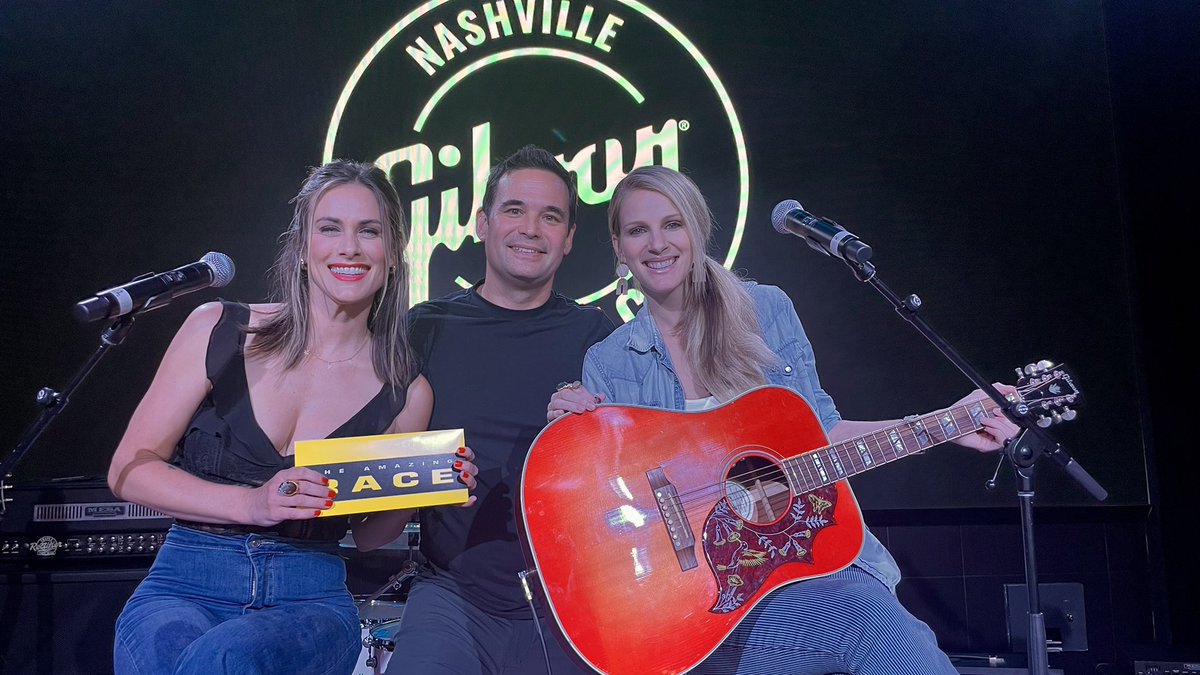Tonight on the #AmazingRace finale … Nashville 🎶 (with a little help from some old friends) #tar34 <a href="/CBS/">CBS</a>