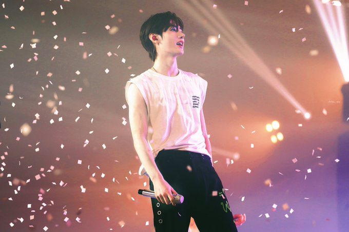 WoonyHoony's tweet photo. @ENHYPEN Happy Birthday Baekgu!🎉🎂🥳 https://t.co/iGJ2UucS8p
