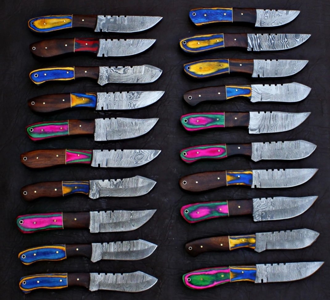 OScreaterz's tweet photo. LOT OF 20 CUSTOM HANDMADE DAMASCUS STEEL HUNTING SKINNER KNIFE.                                            
WhatsApp:
03126585730

Feel free to contact.
Also accept bulk quantity order.
#knife #forge #Steve #knifeshop #dailylook #outdoors #knifemaker #knifecollection#skinnerknife https://t.co/ZGuus8Nw9b
