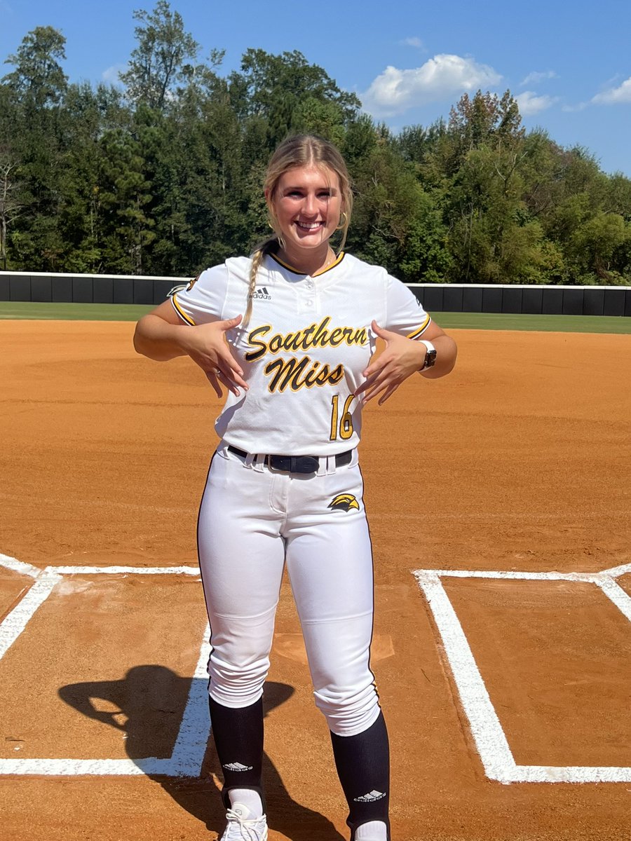 AbbiTroquille's tweet photo. I am so exited to announce that I will be continuing my softball and academic career at Southern Miss! I want to thank everyone who has supported me in my journey and also thank the coaches for believing in me!  @NataliePooleUSM @BigRockHawk @IzzyWerdann @lavoodooallen https://t.co/GXNQN0f9L3
