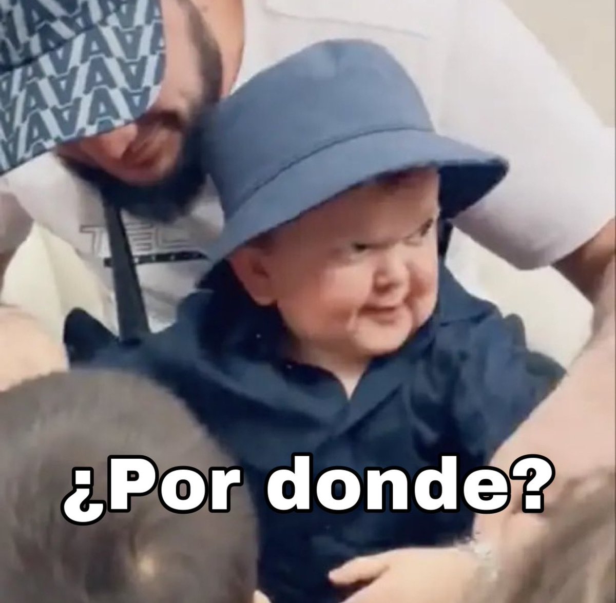memelgos's tweet photo. Por hay pasa tu enemigo https://t.co/G3SNHiMCXm