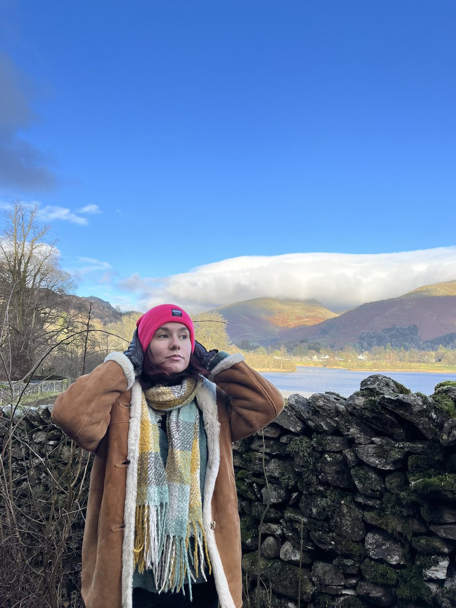 _itxaropena's tweet photo. Went to the lakes to cry and see the death poeths https://t.co/ZFsuSDw7as