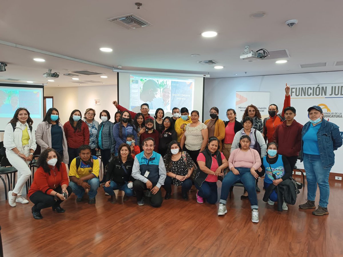 DHumanoEc's tweet photo. #Quito | Organizaciones y fundaciones se dieron cita a fin de realizar aportes a la Ley Organica de Discapacidades, analizar los artículos sobre la Seguridad Social y garantizar los derechos de este grupo prioritario. 
#JuntosEnLaInclusión https://t.co/YL6cmzfM7n