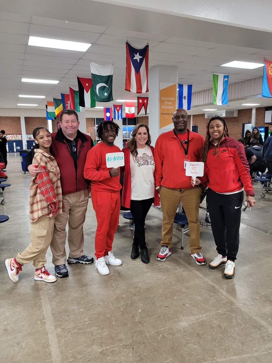 MCMooreHOSA's tweet photo. #HOSAWEEK @mooremustangs thanx for support @MCMooreHOSA school wide https://t.co/3reZBBNgqU