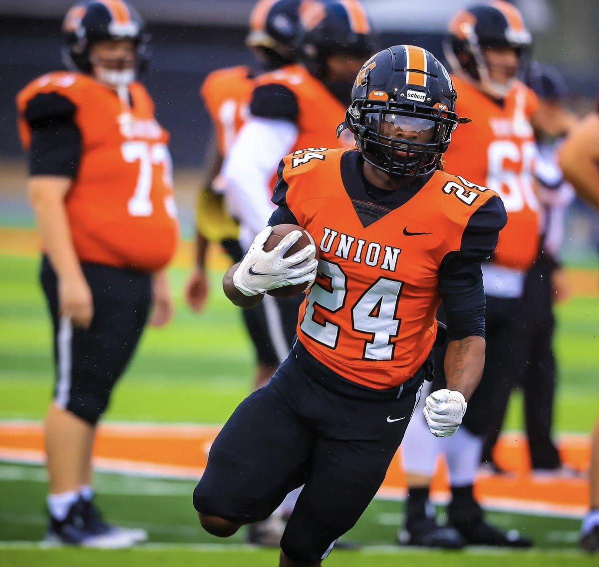 jakobsgreer's tweet photo. #AGTG Excited to announce that I’ve Committed to play Quarterback at Union College in Barbourville, KY for the next 2 years while attending Graduate School! Beyond grateful for this opportunity! #RepTheU @NAIAFBALL @UnionBulldogFB @CoachLuttrell49 @CoachDonahue64 @TimCurry_Union https://t.co/wNwnbf20hs