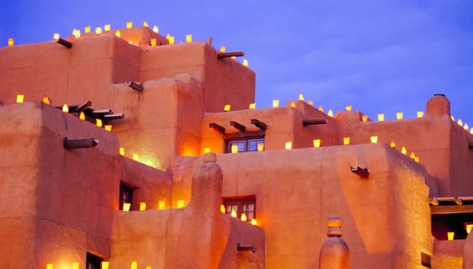Light up your holiday with a trip to Santa Fe County. From farolitos to holiday performances, discover what makes it one of “The 32 Best Places to Spend Christmas Around the World” by Condé Nast Traveler.
ow.ly/9XNJ50LXYIK 
#santafecounty #santafenmtrue #santafeadventures