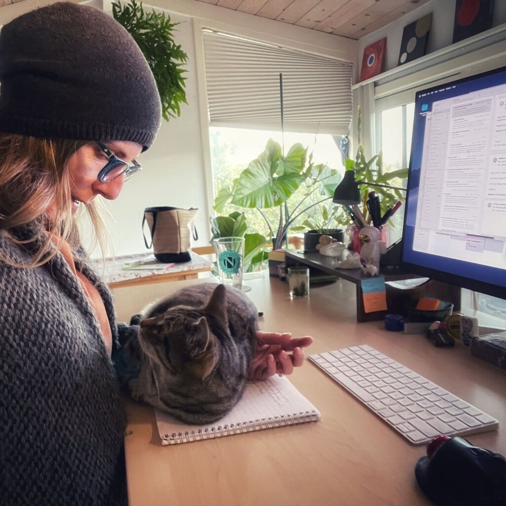 Hélène Scott tweet media