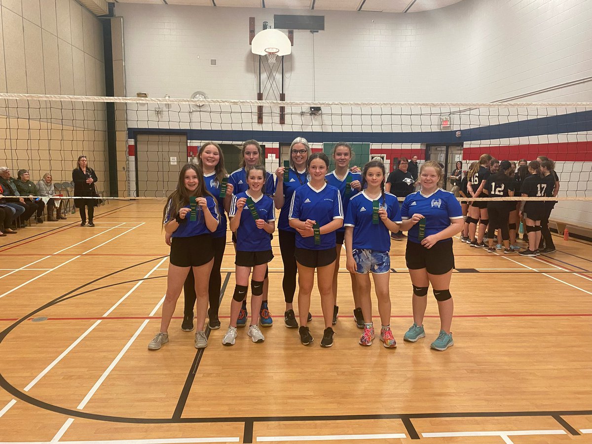 The Rockwood Ravens are 2022 RCEIAA Grade 8 Girls Volleyball County Champions after defeating St. Mikes in the finals of the Tournament of Champions!
