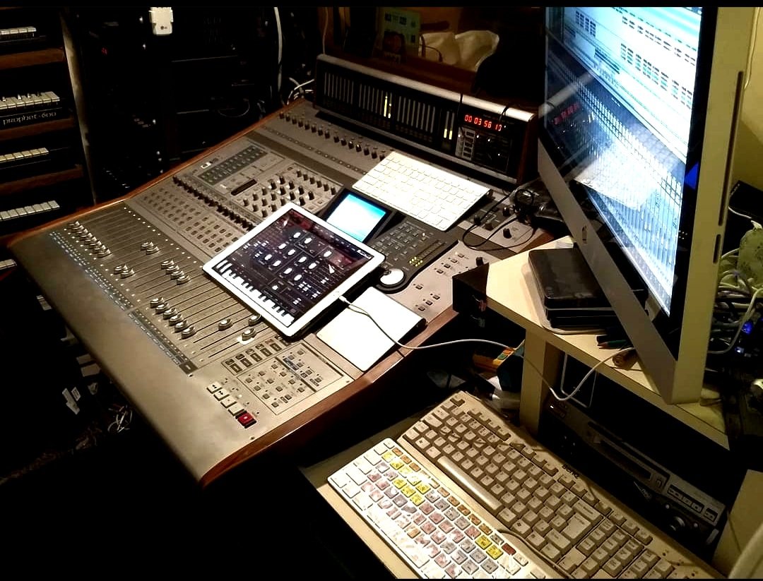 StudioMajorem's tweet image. @studiomajorem #studiomajorem #estudiodegravação #estudiodeensaio #estudionatijuca