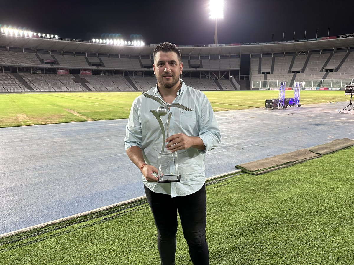 Juan Manuel Cavagliatto recibió el premio Cóndor 2022 de la <a href="/DeportesCba/">Córdoba Deportes</a>, en el rubro Dirigencia Deportiva Profesional por haber logrado el Campeonato de la Liga Nacional de Básquet y el ascenso a la Liga Profesional del Fútbol.