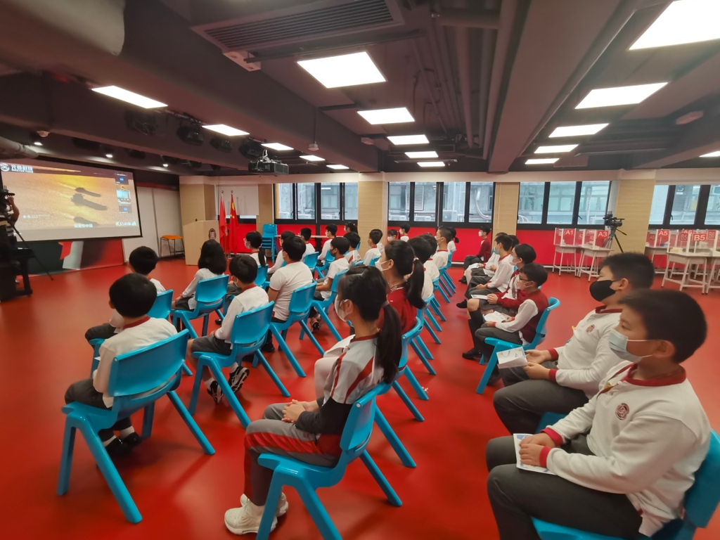 HanAcademyHk's tweet photo. We are busy practicing to celebrate the new year with schools in different places!

Let's join the New Year's Eve special music lesson together!  The lesson runs from 9:30-11:00.

https://t.co/eZSxHpjUhM https://t.co/cgVuG2fTJd