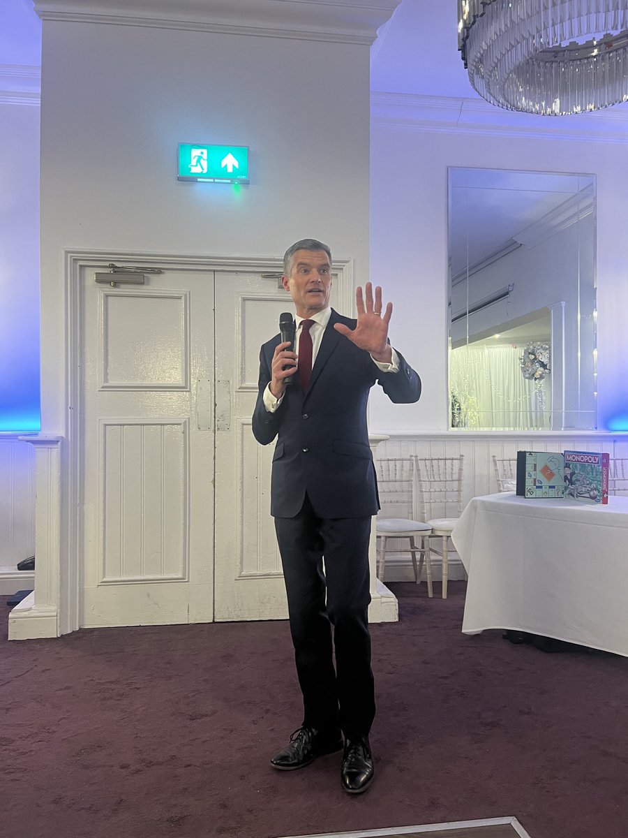 It was a great pleasure to attend the The Local Conservative Party annual dinner with Rt Hon Mark Harper MP The Secretary of State for Transport. Elliot Colburn MP for Wallington and Carshalton #Mark Harper MP #Elliot Colburn MP